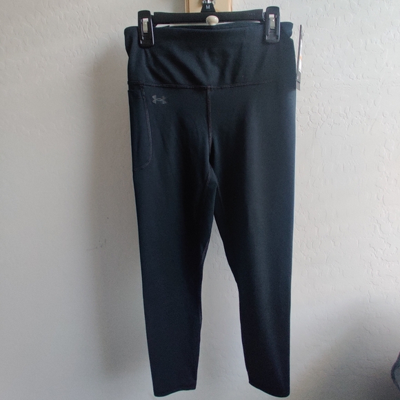 🆕 Under Armour black fitted Active Athletic work out Motion ankle leg pants_Sm - Picture 1 of 11